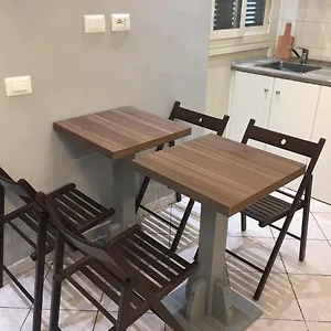Bakirooms 2*, Róma Olaszország